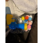 Интерактивен комплект играчка за котки с изстрелвач и плюшени топчета