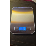 Дигитална кухненска везна с иноксов плот и LCD дисплей