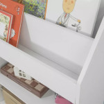 Детска етажерка за книги и играчки от бял мдф за детски кът, стая със 2 горни рафта и 2 долни + шкафче с 2 вратички в основата