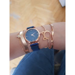 Дамски часовник комплект от 5 части с 4 гривни, мека метална плетена верижка с магнитно закопчаване и избор от 7 цвята