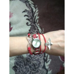 Дамски часовник кожена гривна с метлен надпис LOVE и висулка сърце талисман и избор от 6 цвята