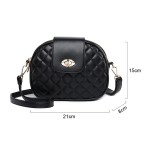 Стилна дамска чанта с компактен размер и декоративен дизайн на квадратчета, с 3 отделения и избор от 3 цвята 