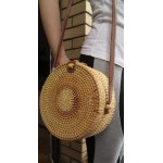 Ратанова дамска чанта с уникална плетка, чанта в кръгла форма, с кожена презрамка и закопчалка