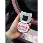 Сгъваем мобилен телефон Коте Хело Кити с цветен дисплей и поддръжка на две SIM карти, 2G