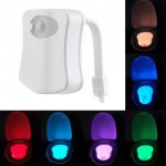 ЛЕД LED лампа за тоалетна чиния или баня с 8 сменящи се цвята и сензор за движение